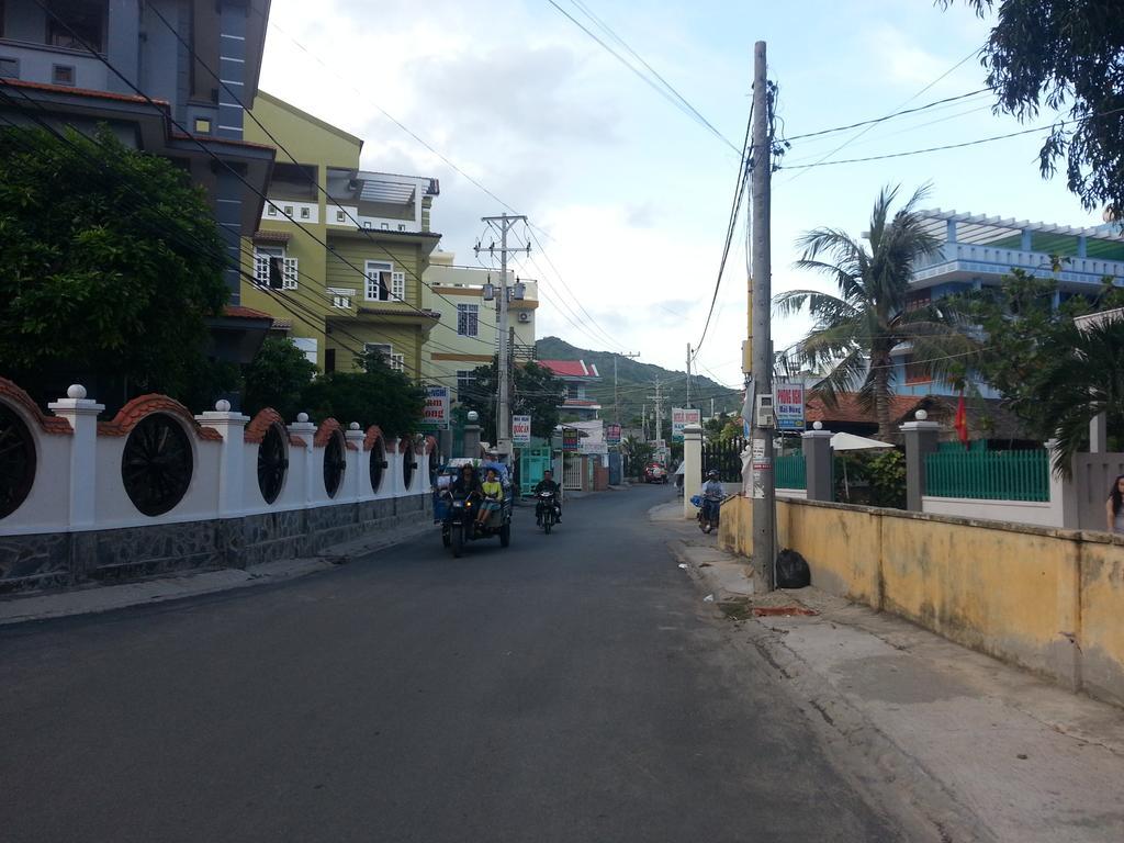 Hoang Oanh Motel Long Hai Exterior photo